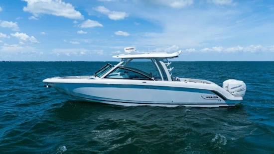 Boston Whaler 320 Vantage Yacht For Sale