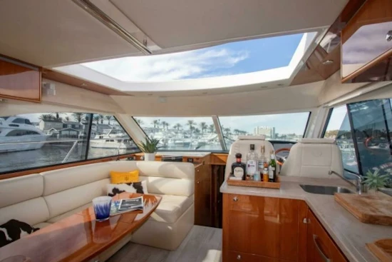 Riviera 50 Sport Yacht Yacht For Sale