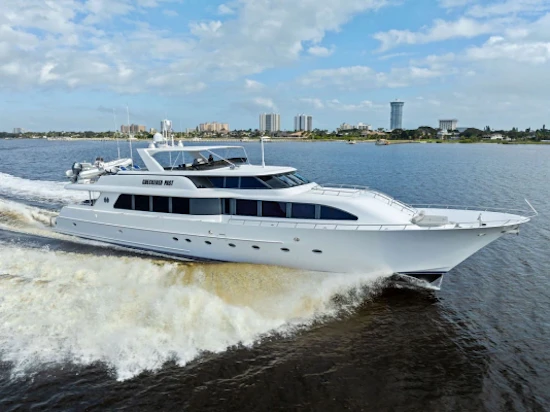 Westport 112 Yacht For Sale