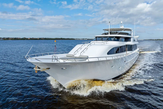 Westport 112 Yacht For Sale