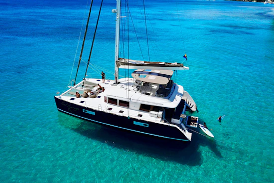 Lagoon 560 S2 Yacht For Sale