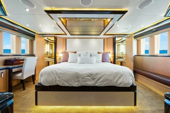 Ocean Alexander 83 Motor Yacht Yacht For Sale