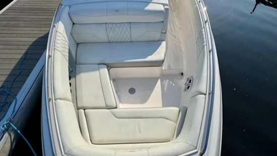 Regal 33 SAV Yacht For Sale