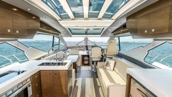 Cruisers 60 Cantius  Yacht For Sale
