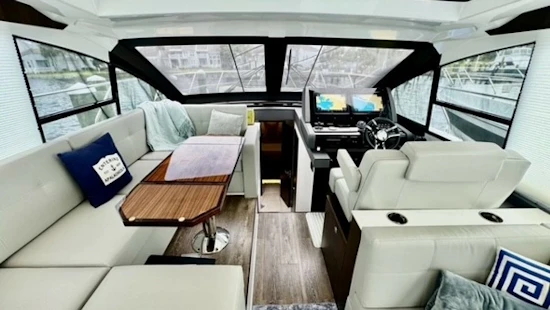 Cruisers Yachts 50 Cantius Yacht For Sale