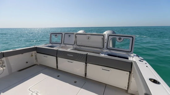 Everglades 455 Center Console Yacht For Sale