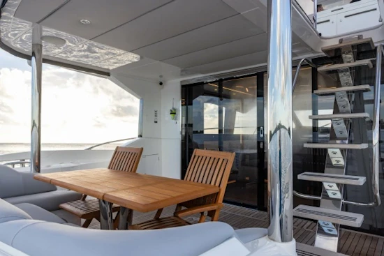 Sunseeker Manhattan 68 Yacht For Sale
