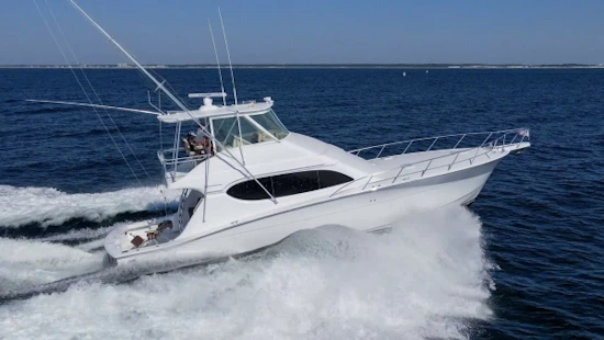 Hatteras 54 Convertible Yacht For Sale