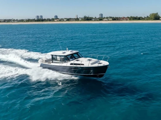 MJM 42 Yacht For Sale