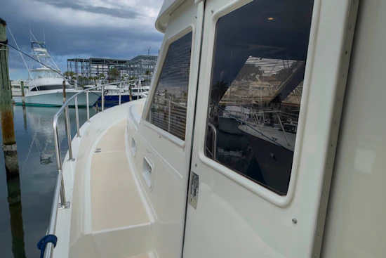 Offshore Yachts Sedan Yacht For Sale