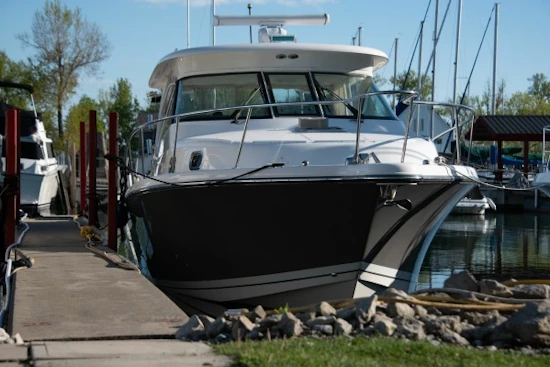 Pursuit 345 Offshore Yacht For Sale