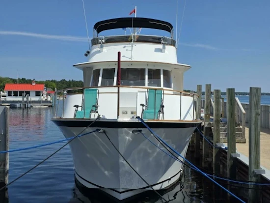 Chris-Craft Roamer 60 Yacht For Sale
