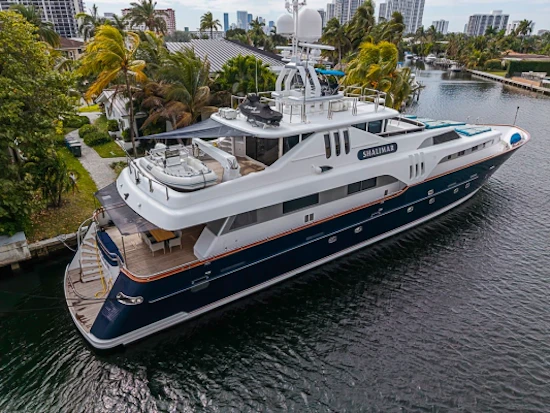 Benetti Trideck Yacht For Sale