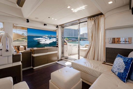 Azimut 54 Flybridge Yacht For Sale
